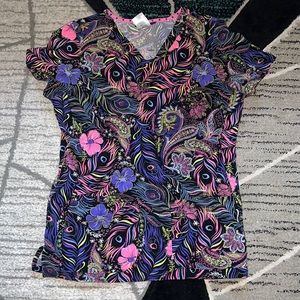 Black floral 🖤💐 heart soul scrub top